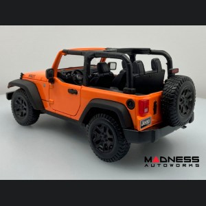 Jeep Wrangler Diecast Model 1/18 scale - Orange - Topless - Maisto 